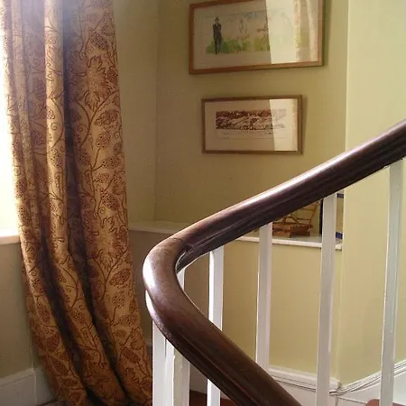 منزل ريفي Broughton House *
